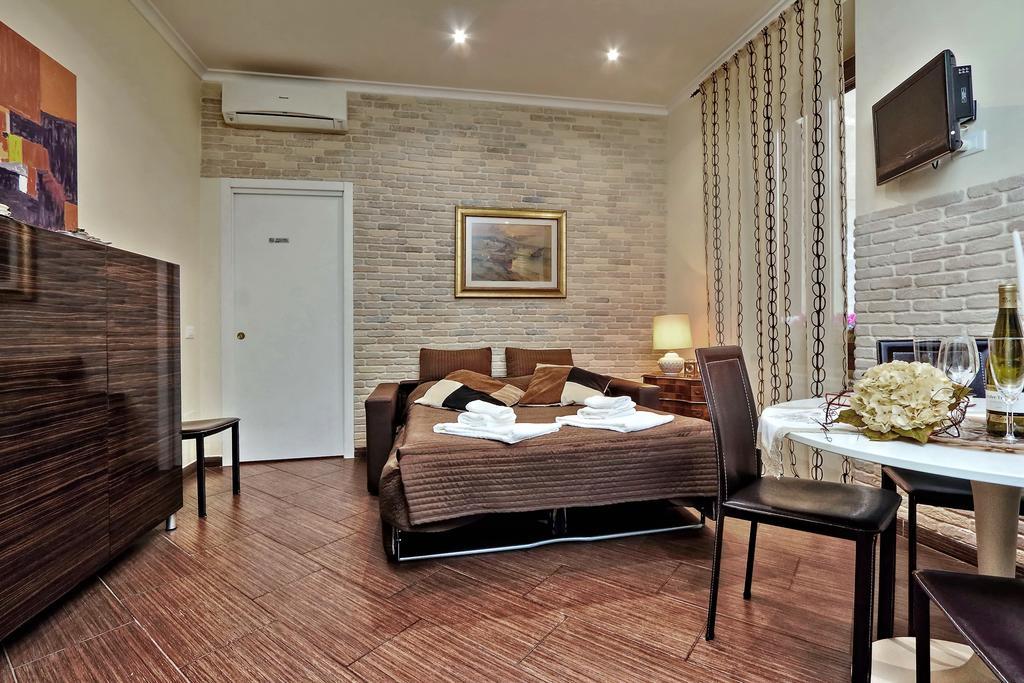 Ferienwohnung Una Notte Ai Musei Vaticani Rom Exterior foto