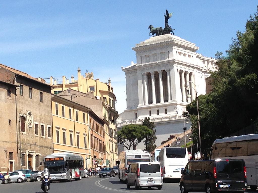 Ferienwohnung Una Notte Ai Musei Vaticani Rom Zimmer foto